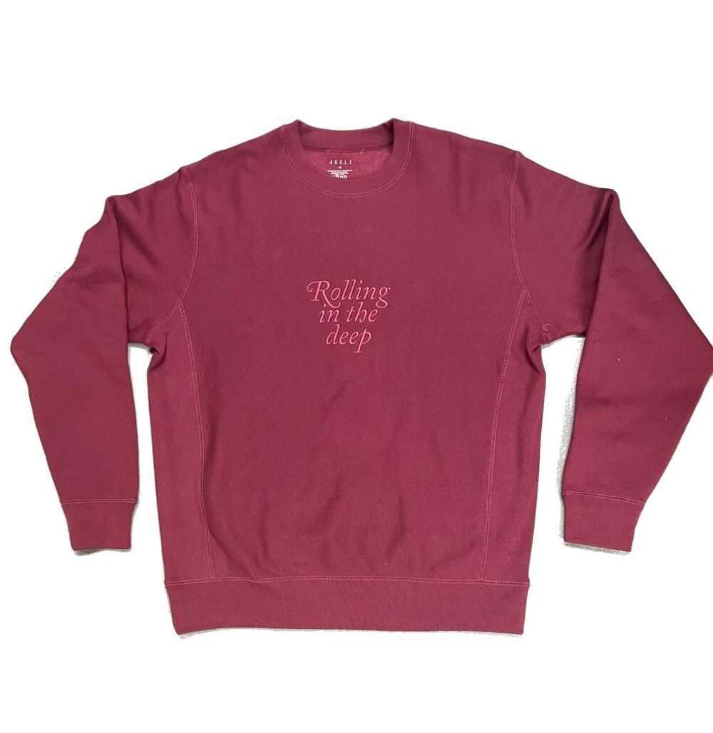 Adele Rolling in the Deep Embroidered Maroon Crewneck Sweatshirt Size M
